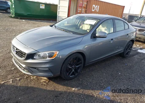 2017 Volvo S60 T5 Dynamic из США, поврежденный, VIN YV126MFL2H2420434